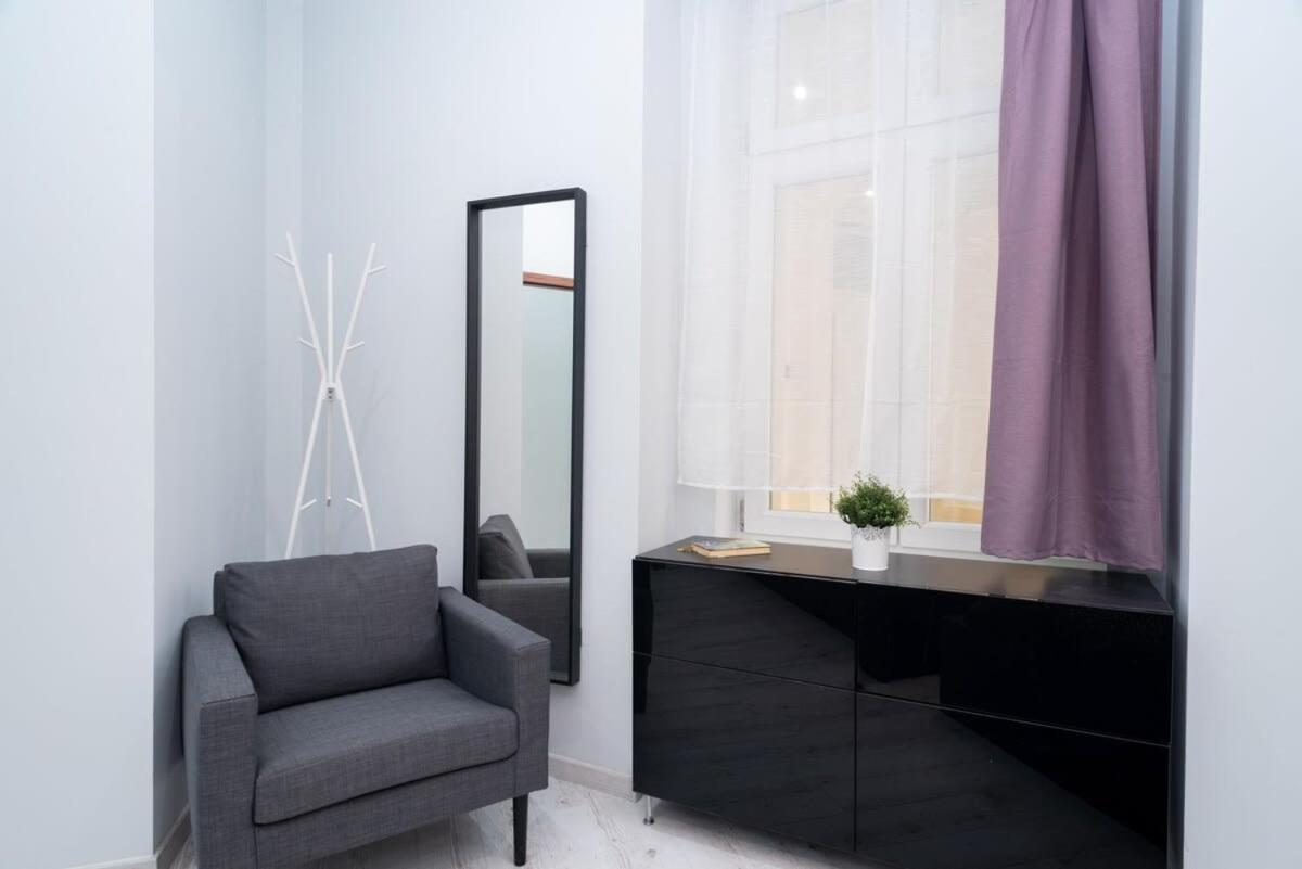 New Spacious Apartment At Superb Location Boedapest Buitenkant foto
